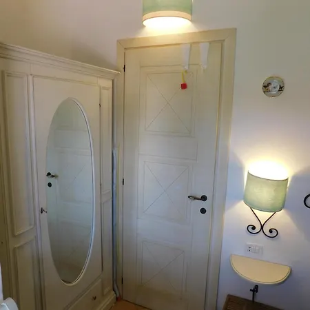 Holiday home Mirice Vignola Mare